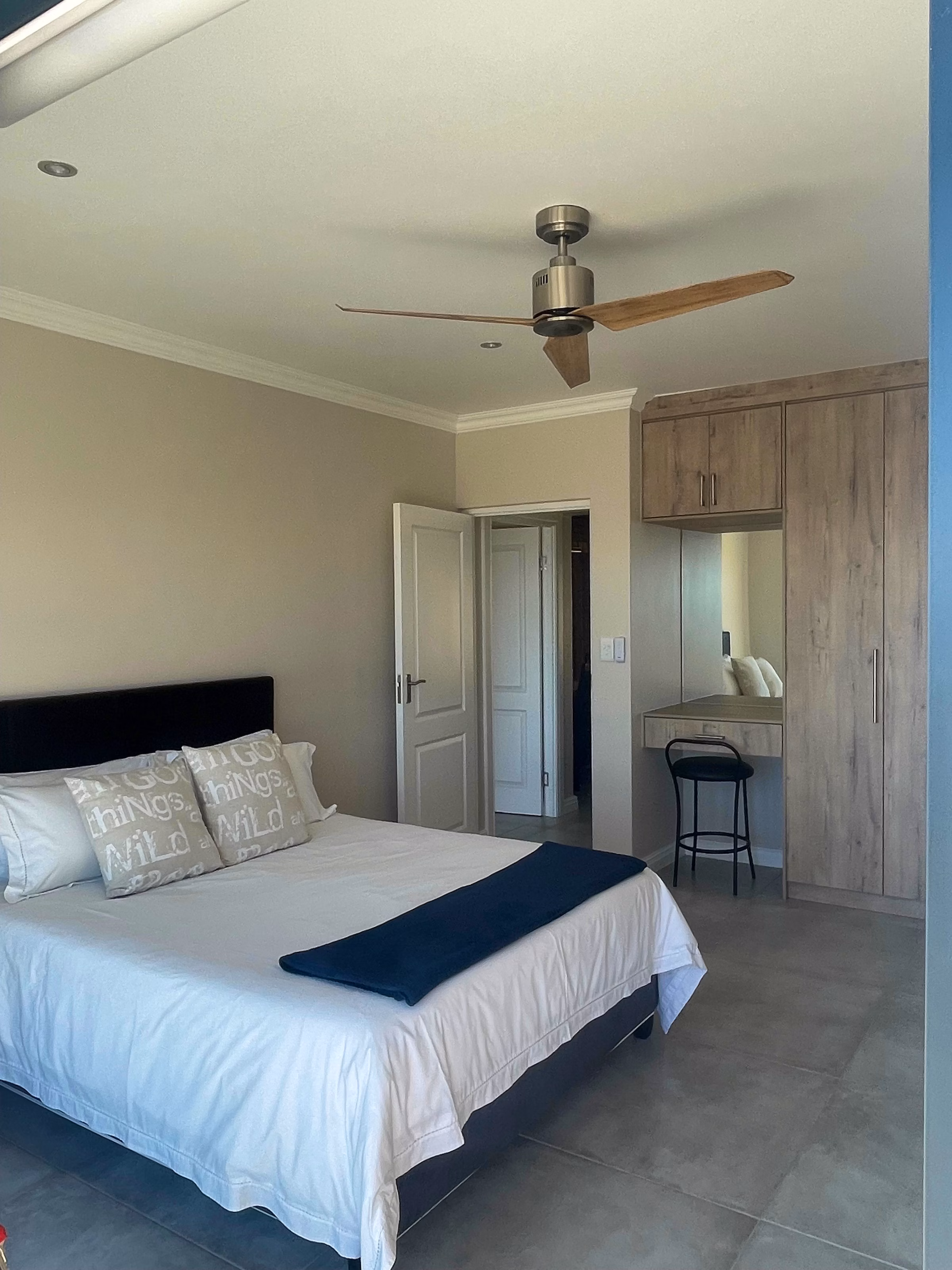 Seaviews 247 — photo 17